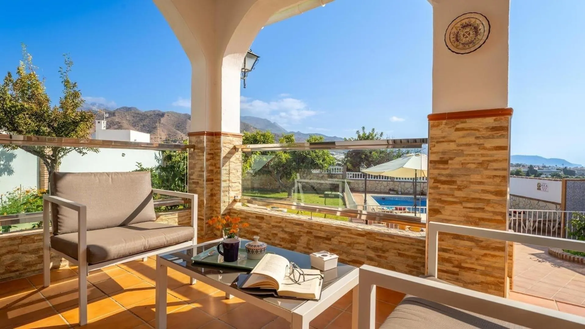 Ferienhaus Mit Privatpool Fuer 6 Personen Ca 131 Qm In Nerja, Andalusien Costa Del Sol Nerja